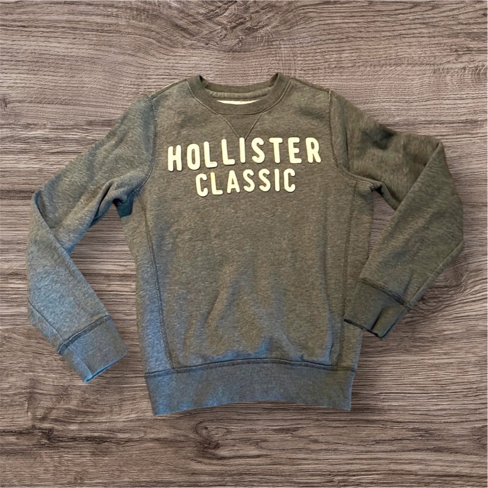 Hollister Emerald Cove Sweatshirt